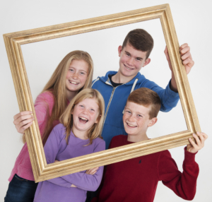 meabh-fitzpatrick-photography-portrait-photographer-dublin-white-background-portraits-fun-frame-1